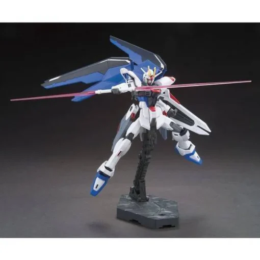 GUNDAM - HGCE 1/144 FREEDOM GUNDAM 192