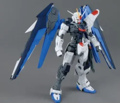 GUNDAM - MG 1/100 FREEDOM GUNDAM Ver.2.0