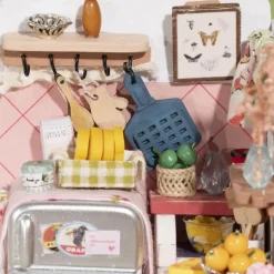 Robotime Rolife Taste Life (Kitchen) DIY Wooden Dollhouse DS015